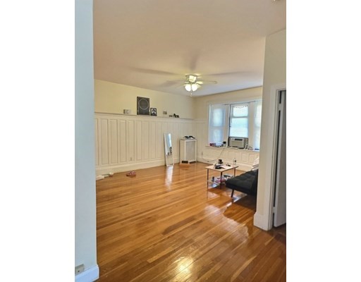 1482 Beacon St, Coolidge Corner