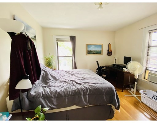 48 Allston St, Allston