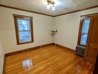 14 Bexley Rd, Roslindale