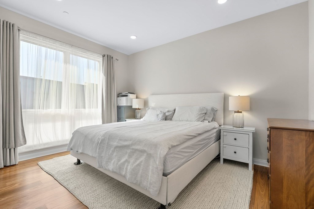 3531 Washington St, Jamaica Plain