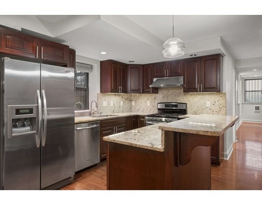 95 Saint Botolph St, Back Bay