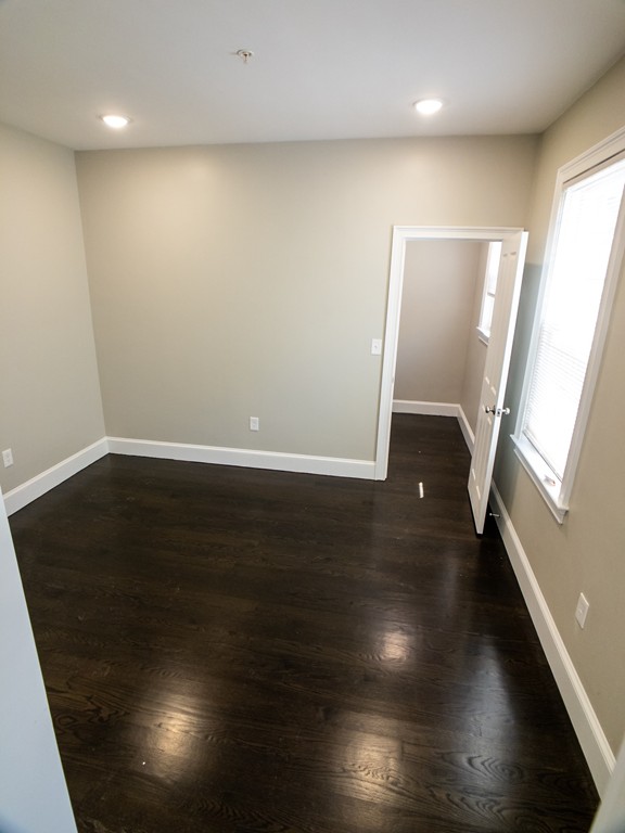 27 Tower St, Jamaica Plain