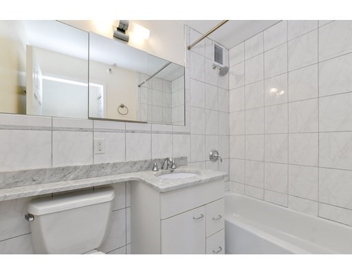 28 Exeter St, Back Bay