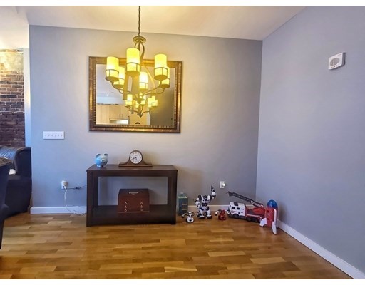 99 105 Broad St, Waterfront