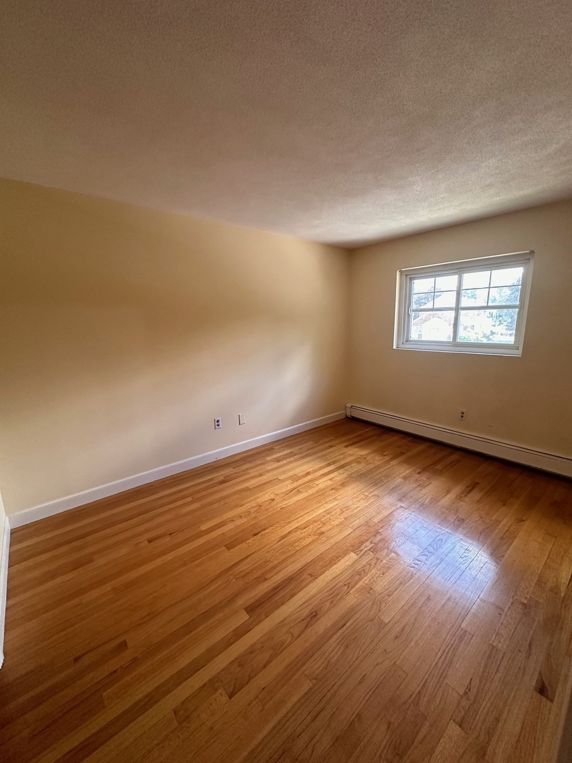 123 Emerson Gardens Rd, Lexington