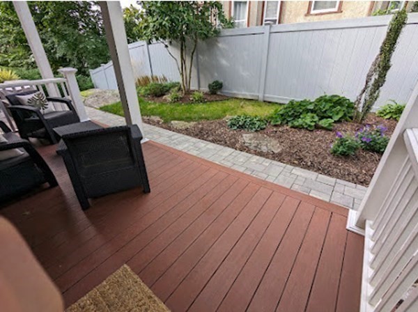 35 Oakland Rd, Brookline Village