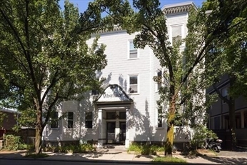 15 Pond St, Jamaica Plain