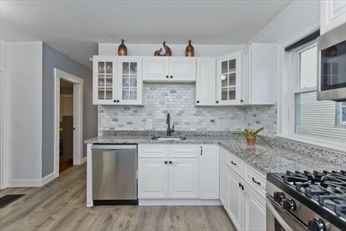 10 Stafford St, Dedham