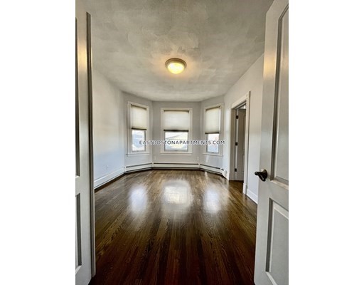 119 Falcon St, East Boston