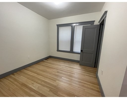 41 Long Ave, Brighton