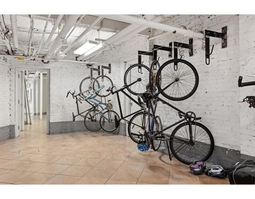 21 Chauncy St, Harvard Square