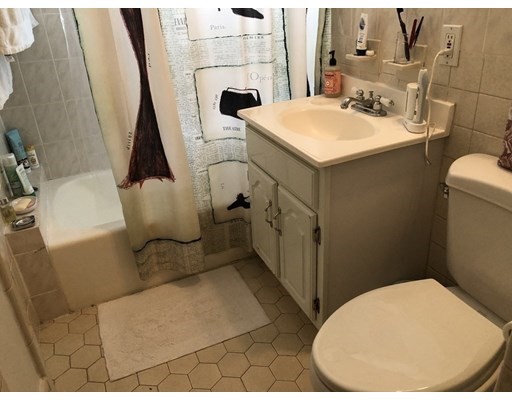 411 Washington St, Brookline Village