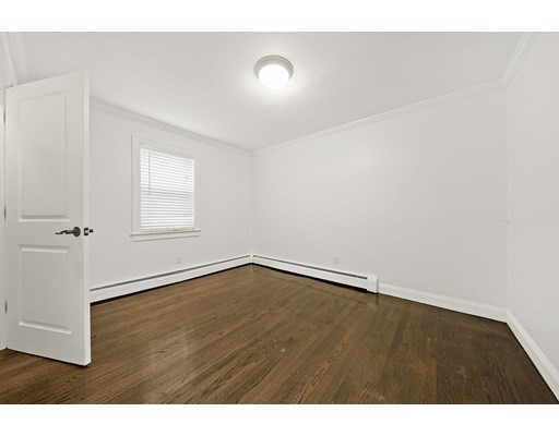 71 Oxford Ave, West Cambridge