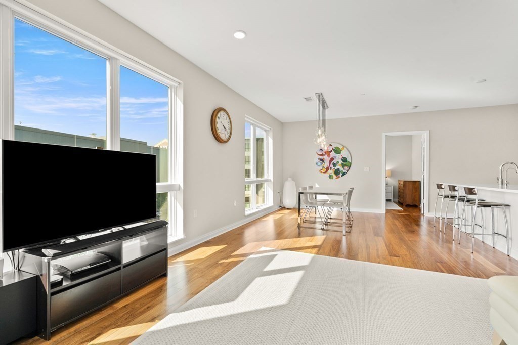 3531 Washington St, Jamaica Plain