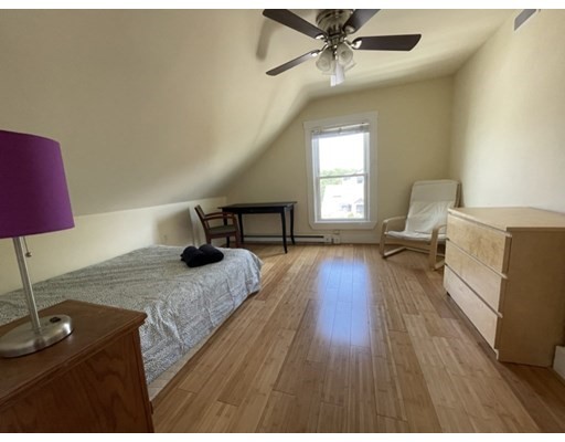 64 Amory St, Mid Cambridge