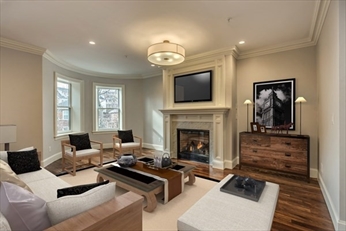 30 Winchester St, Coolidge Corner