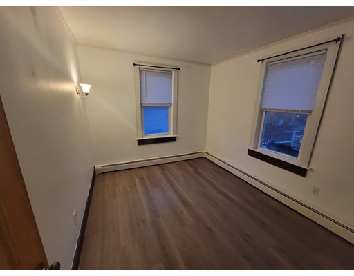 22 Holmes St, Malden