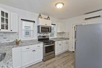 10 Stafford St, Dedham