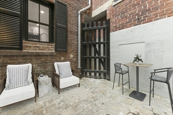 49 Winchester St, Back Bay