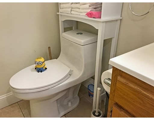 130 West 8th St, South Boston