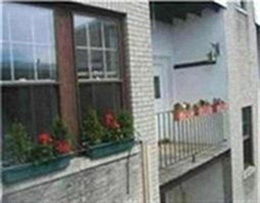 411 Washington St, Brookline Village