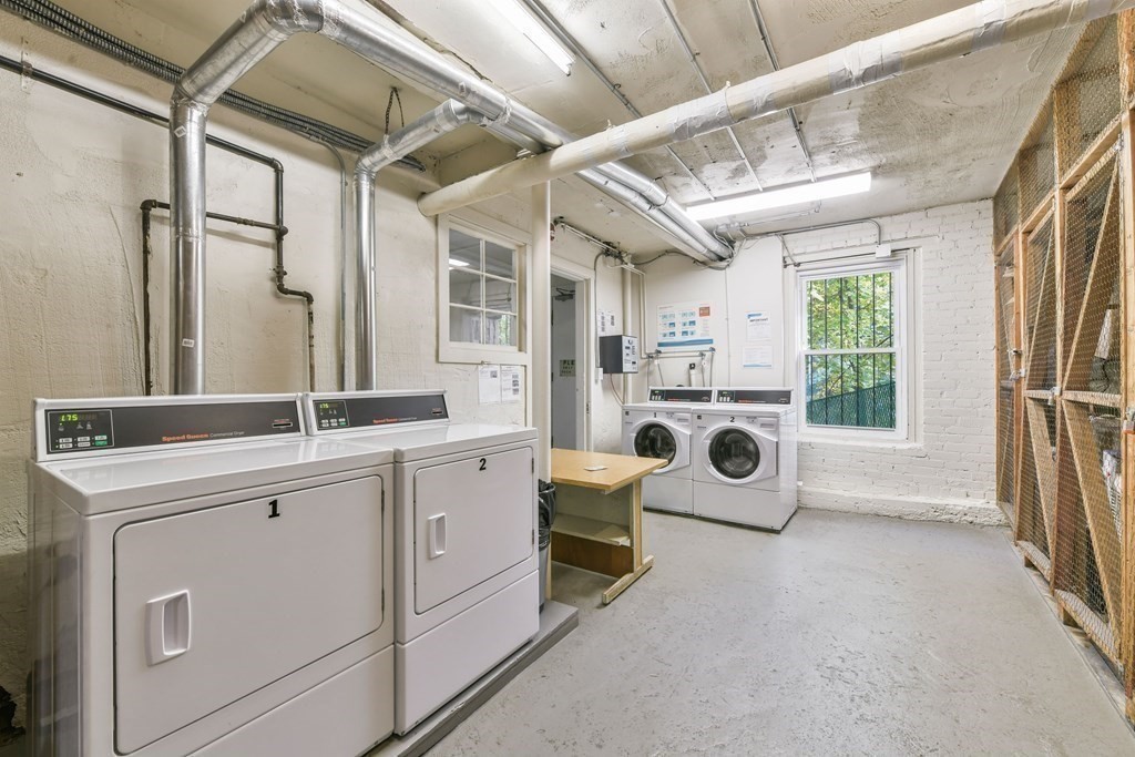 90 Kilsyth Rd, Brighton