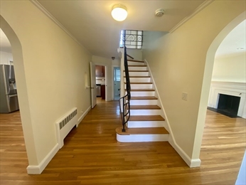 307 Russett Rd, Chestnut Hill