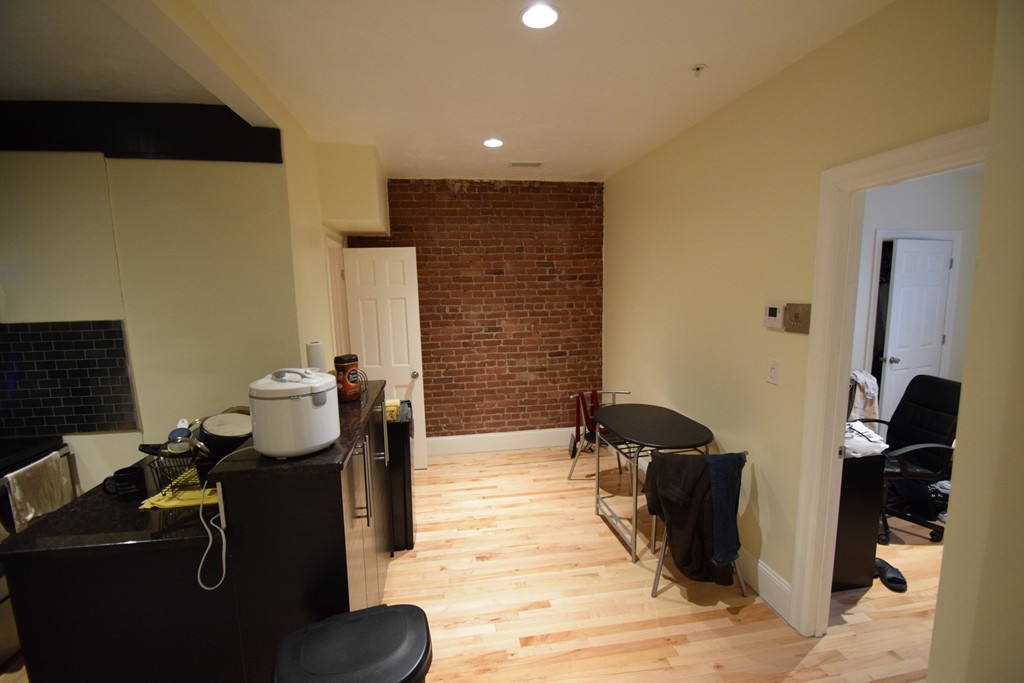 1203 Beacon St, Coolidge Corner