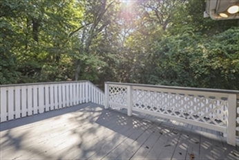 11 Centre Ln, West Roxbury