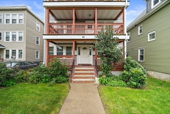 742 River St, Hyde Park