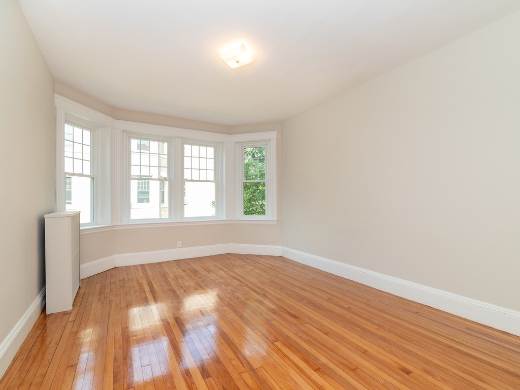 54 Dwight St, Coolidge Corner