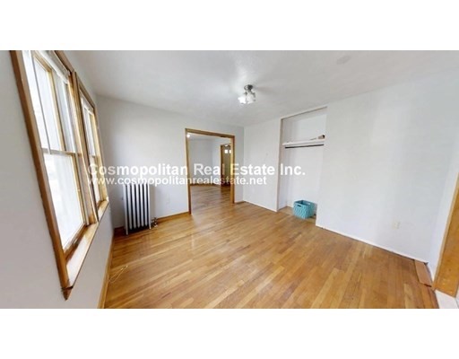 43 Gordon Ave, Medford