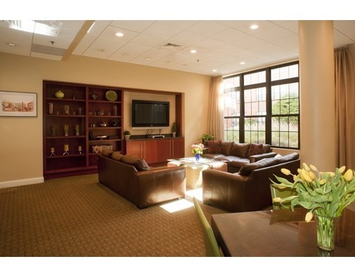 150 Cambridge St, East Cambridge