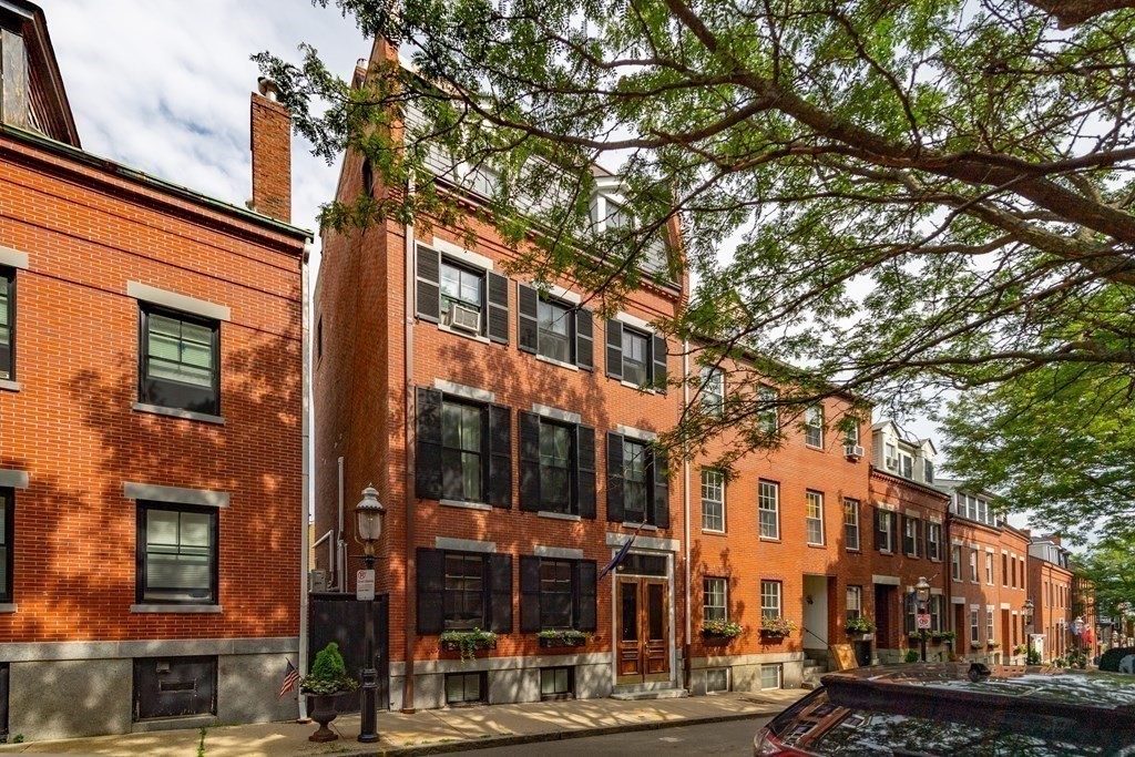 15 15 Mount Vernon St, Charlestown