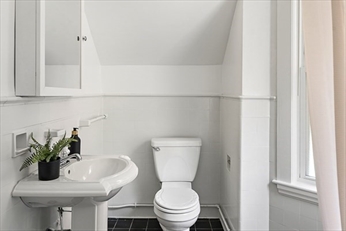 1281 Walnut St, Newton Highlands