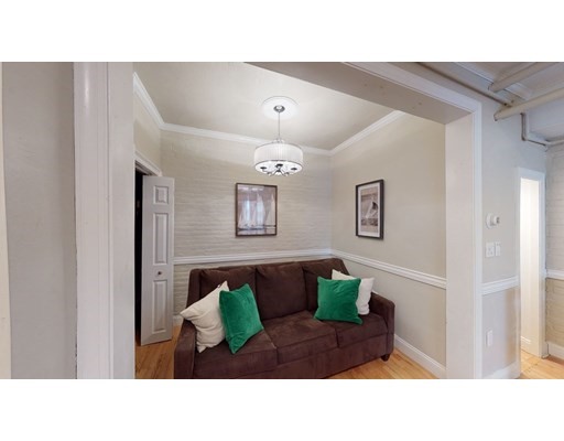 290 Beacon St, Back Bay