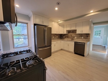 96 Houston Ave, Milton