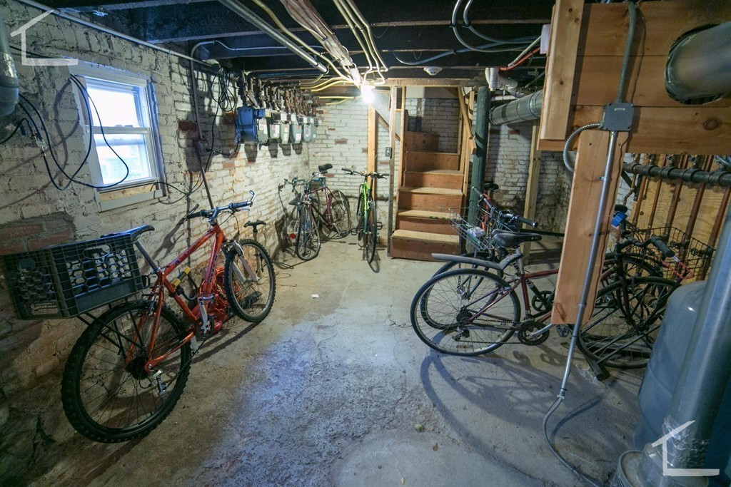 26 Pinckney St, East Somerville