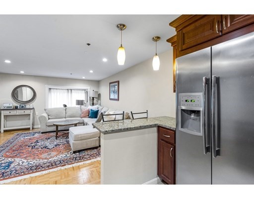 357 Commercial St, Waterfront