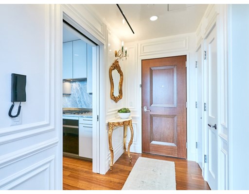 1 Dalton St, Back Bay