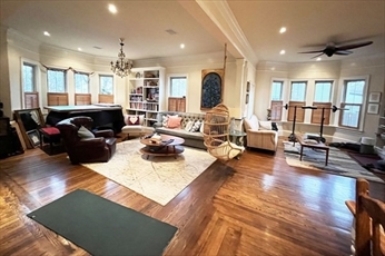 42 Holbrook St, Jamaica Plain