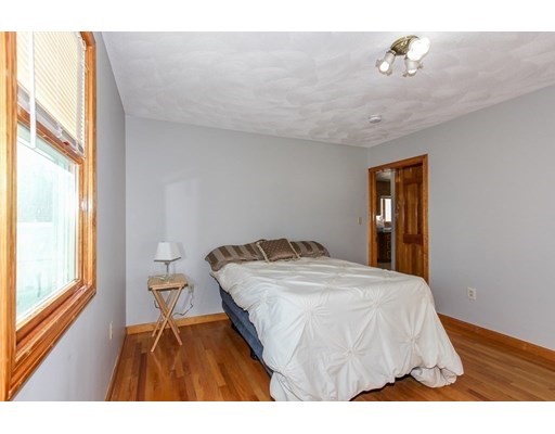 43 Gordon Ave, Medford