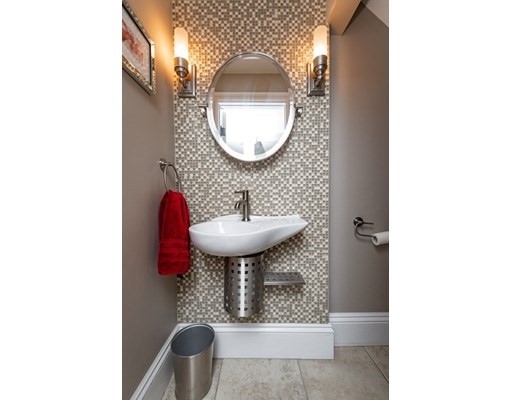 340 Marlborough St, Back Bay