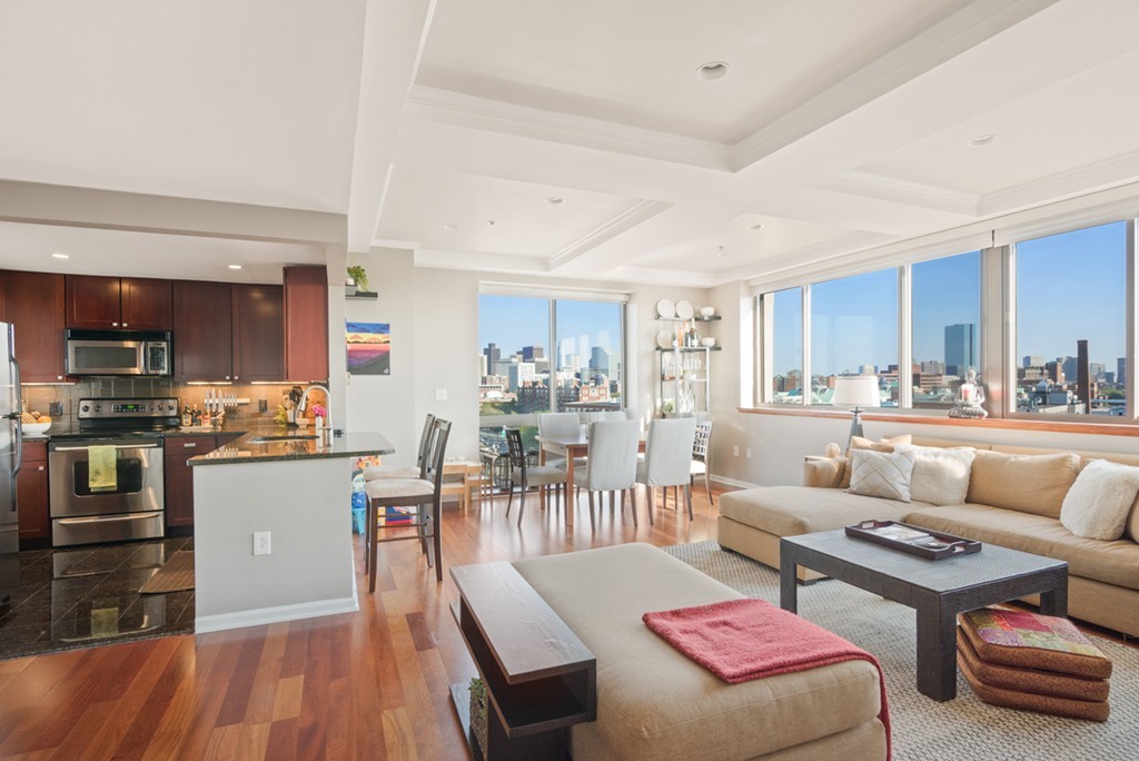 169 Monsignor Obrien Hwy, Kendall Square