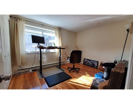 39 Englewood Ave, Brighton