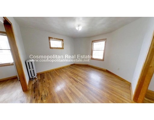 43 Gordon Ave, Medford