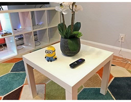 130 West 8th St, South Boston