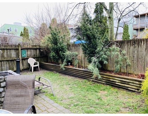 764 Cambridge St, East Cambridge