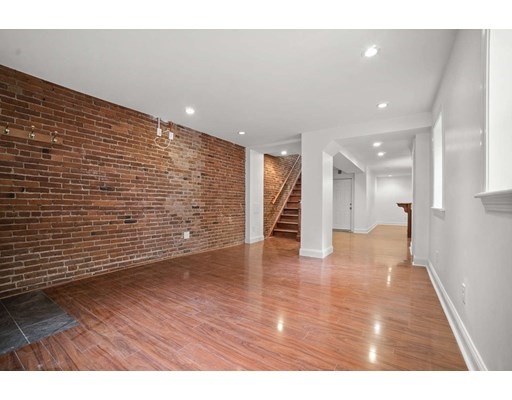 95 Saint Botolph St, Back Bay