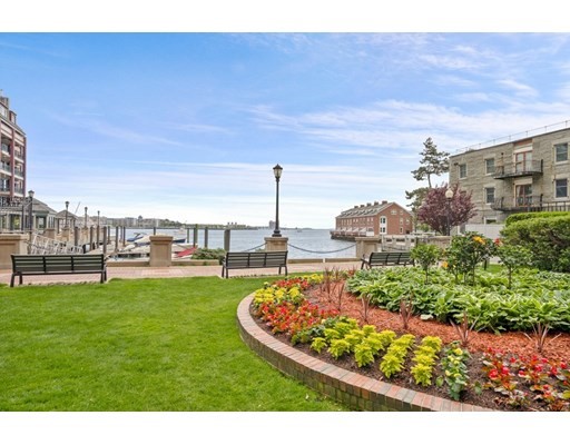 357 Commercial St, Waterfront